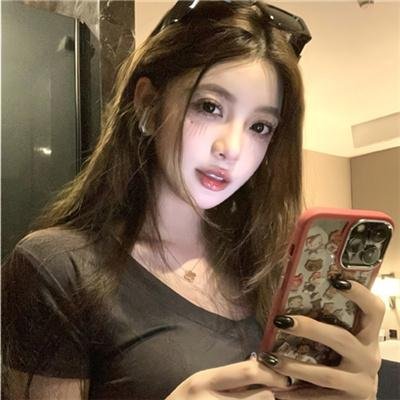 我看到了裸体